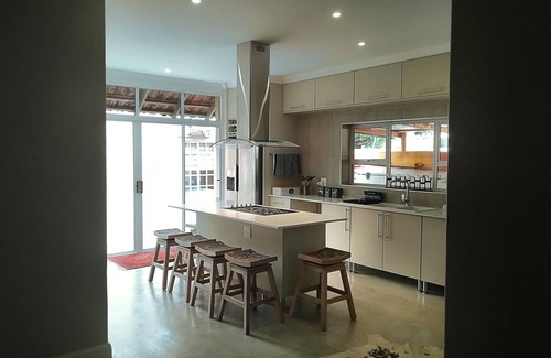 Linden House | Private, Modern and Safe Family House