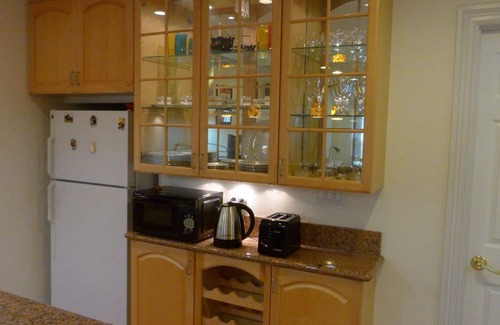 San Tomas Apartment | Private nicely decorated studio