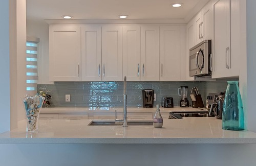 Lauderdale-by-the-Sea House | Private Pool and close to the beach!