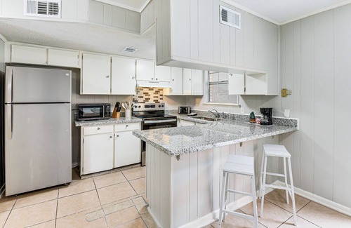 Wright House | Private Patio & Yard: Fort Walton Beach Home!