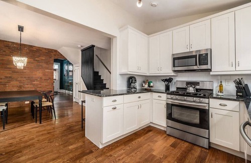 German Village House | Private Patio|Historic Area|German Village