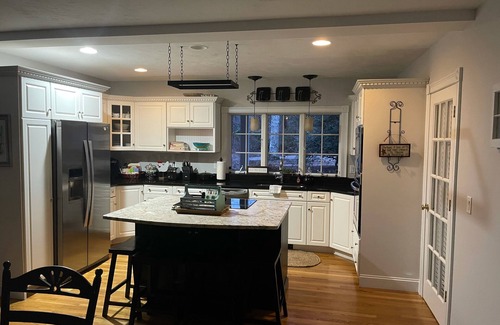 East Falmouth House | Private Pond side in Falmouth
