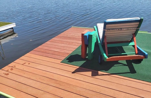 Lake Bennett House | Private pontoon on the lake with everything you need!
