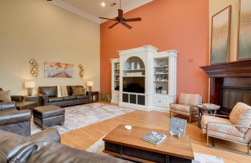 Vinita House | Private Pool and Game Room Upscale Home in Vinita