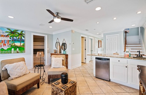 San Juan House | Private Pool Less than a Minute to the Beach! Private Access.