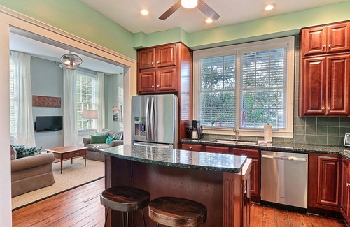 Savannah Victorian District House | Private Pool on Site | 5*Clean | Flex Cancelation