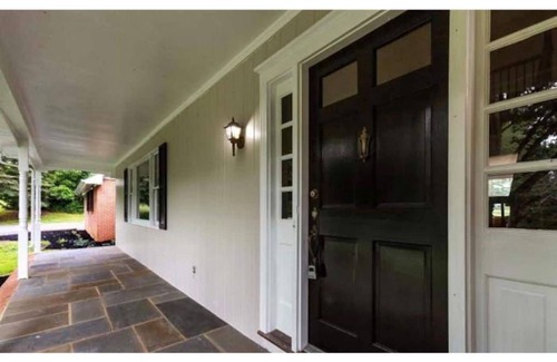 Lothian House | Private Pool Paradise Modest Socials Welcomed