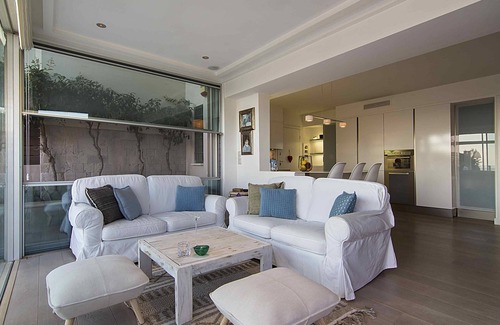 Saronida House | Private Pool & Sea View Residence