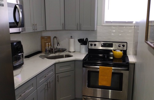 Amityville Apartment | Private, Quiet 1 Bedroom in Amityville