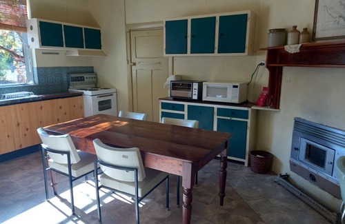 Booleroo Centre House | PRIVATE, REMOTE, SECLUDED COUNTRY HOMESTEAD PETS WELCOME! - BOOLEROO CENTRE