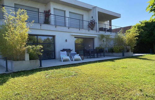 Molini Apartment | Private residence 200m from T2 SERENA high standing beach + sea view terrace