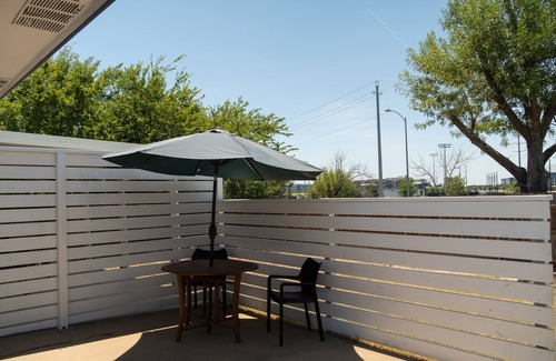 Harris Ridge House | Private Retreat in North Austin