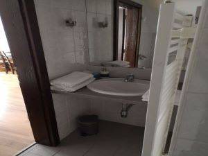 Laa an der Thaya Resort | Private room ∙ 1 bedroom ∙ 2 guests