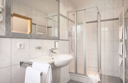 Umkirch Resort | Private room ∙ 1 bedroom ∙ 2 guests
