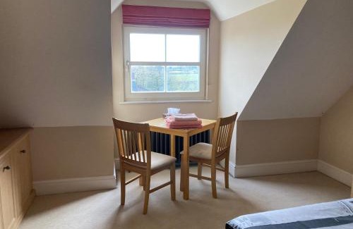 Glentham House | Private room Bishop Norton