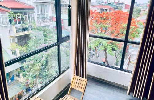 Hang Dao House | Private room for couple with city view in the Old Quarter Hanoi