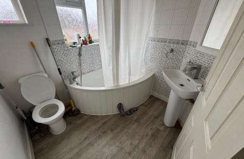 Coventry House | Private room in Coventry