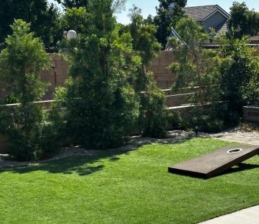Patton House | Private Room in Rialto
