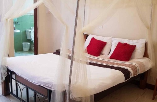 Kilimani House | Private Room