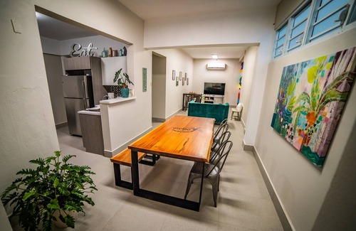 Vega Baja House | Private Room w/WIFI, Parking, Pool, Jacuzzis.