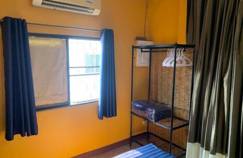 Nong Kwai House | Private room with AC and fan, near Rajapruek Park