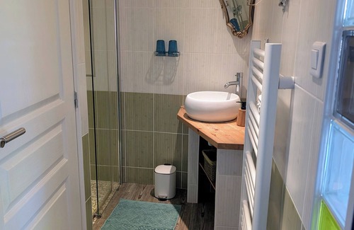 Donneville Bed & Breakfast | Private room with swimming pool on the Canal du Midi