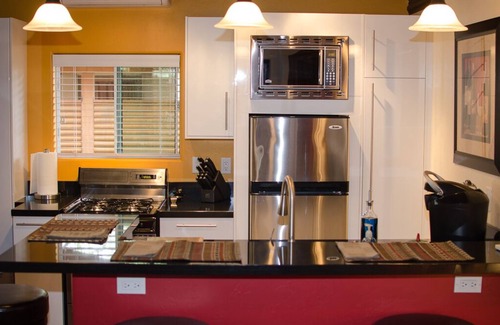 Samos Apartment | Private Rustic Casita 1.5 miles north of U of A and UMC