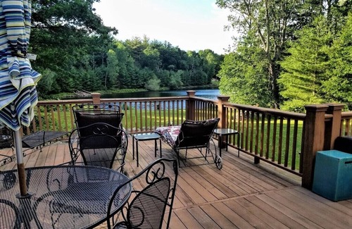 Palenville House | PRIVATE Saugerties/Catskill area Lakeside 3-Br. near Hunter Windham Woodstock