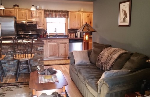 Lancaster Cabin | Private, secluded retreat