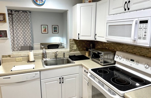 Cypress Gardens House | Private/Spacious 1BR Central Near LegoLand 2 Miles