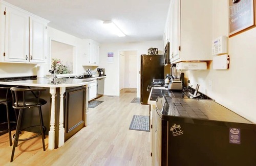 Watkinsville House | Private Spacious Getaway Near the Heart of Athens!