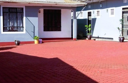 Moshi Apartment | Private studio Apt. in peaceful Shanti Town w/WiFi - Close to Mount Kilimanjaro