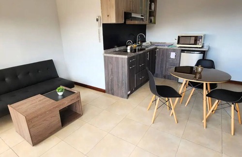 Tumbaco Apartment | Private Studio at Tumbaconn