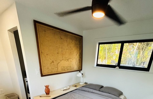 Downtown Hollywood Cottage | Private Studio Cottage in Beautiful historic Hollywood FL.