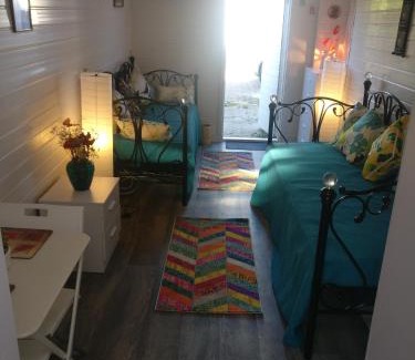 Hanger Hill Apartment | Private Studio Extension with Bathroom and Kitchen