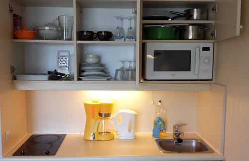 Gambetta Apartment | Private Studio La Defense