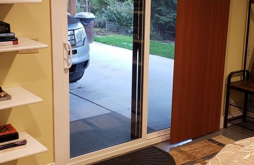 Kenmore Apartment | Private Studio MIL Apartment in Kenmore