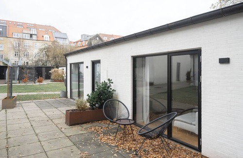 Øgadekvarteret Apartment | Private Townhouse w/terrace - 156