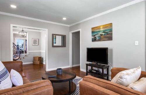 Richmond House | Private, Tranquil Living in Historic RVA Awaits!