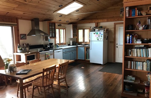 Naples Cottage | Private! Unique Lake Front Cottage. Heron Cove Sanctuary, Beauty & Peace!