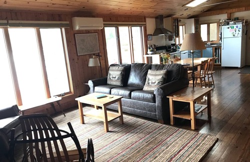 Naples Cottage | Private! Unique Lake Front Cottage. Heron Cove Sanctuary, Beauty & Peace!