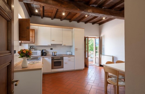 Vicchio Villa | Private Villa with sauna, WIFI, private pool, hot tub, TV, patio, pets allowed, panoramic view