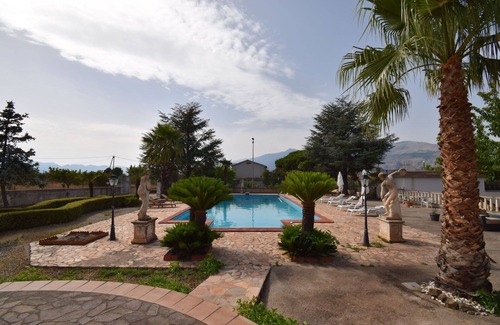 Castrovillari Villa | Private Villa with WIFI, hot tub, private pool, patio, pets allowed, panoramic view, parking