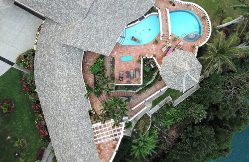 Woodlands Villa | Private Villa, Luxury Living at its Finest.
