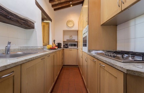 Umbertide Villa | Private villa with dreamy views and large pool. Sleeps 8. Fast Wifi