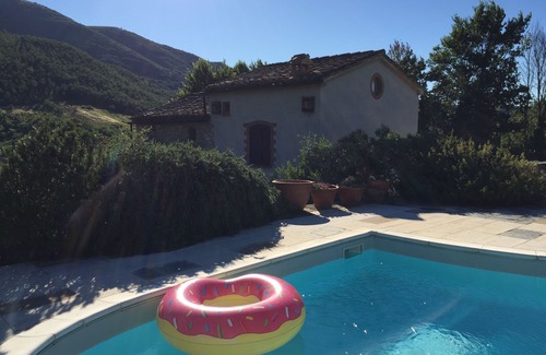 Umbertide Villa | Private villa with dreamy views and large pool. Sleeps 8. Fast Wifi