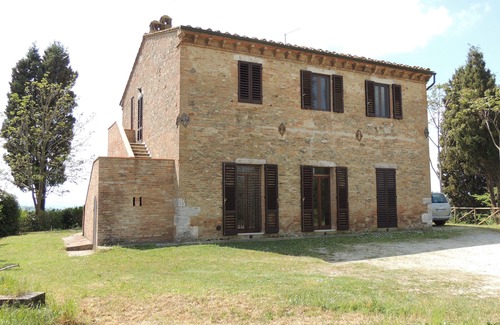Ponte di Gabbiano House | Private villa with exclusive garden and spectacular views of Siena
