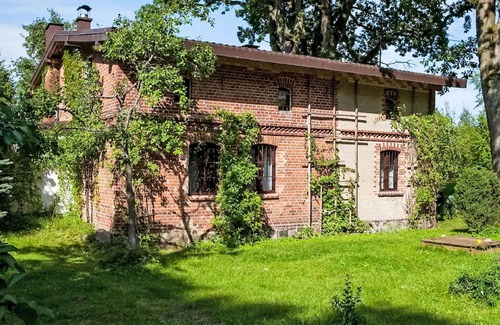 Sarbsk House | Private Villa with private pool, hot tub, WIFI, TV, terrace, pets allowed, panoramic view, parking
