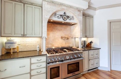 Churchton House | Private Waterview Estate with 4 Suites, Hot Tub, Gourmet Kitchen and Game Room