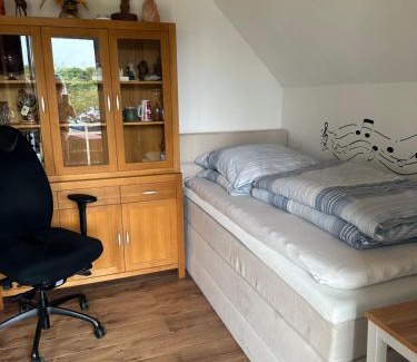 West House | Privatzimmer bei Renate am Grünen See